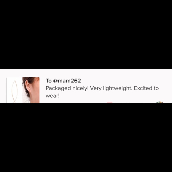 🐠 Trendy Fish Shaped Earrings - Picture 4 of 4